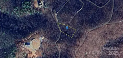 607 Skyview Dr, Hayesville, NC 28904