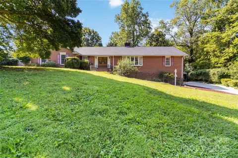 698 Glendale Dr, Rock Hill, SC 29732