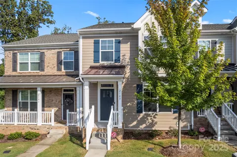 2105 Laurel Village Cir, Belmont, NC 28012