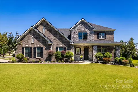 13342 Crystal Springs Dr, Huntersville, NC 28078