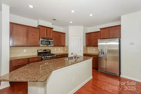 Kitchen - 8273 Viewpoint Ln, Cornelius, NC 28031 photo 1 of 1