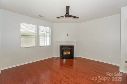 Living - 8273 Viewpoint Ln, Cornelius, NC 28031 photo 2 of 12