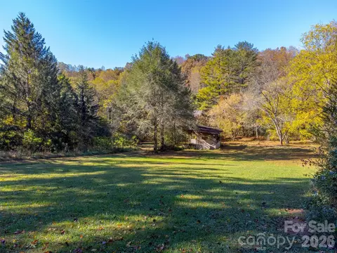 120 Trimont Trl, Franklin, NC 28734