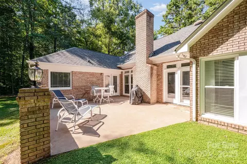 Exterior - 1509 Heather Ln, Monroe, NC 28110 photo 2 of 2