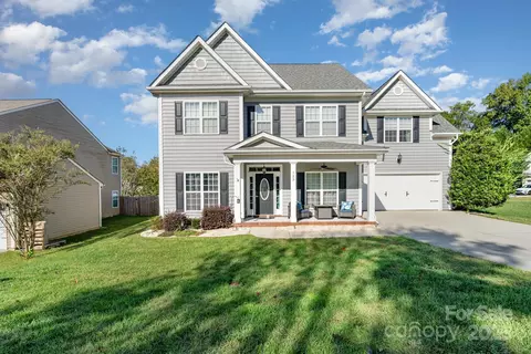 125 Louden Dr, Mooresville, NC 28115