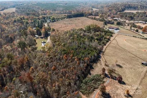 2460 Jb 2 Rd #2, Claremont, NC 28610