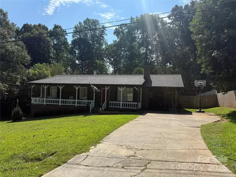 4636 Merrywood Ln, Gastonia, NC 28052