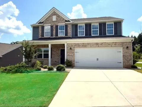 8901 Powder Works Dr, Huntersville, NC 28078