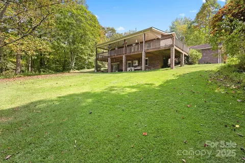 5110 Old Linville Rd, Marion, NC 28752