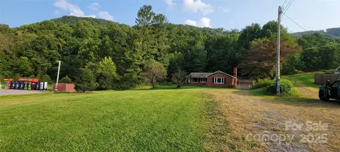 3201 Dellwood Rd, Waynesville, NC 28786