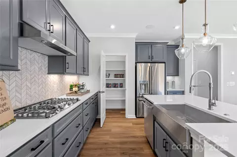 8245 Franklin Trail St, Mint Hill, NC 28227