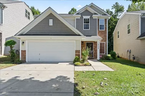 4726 Belmar Place Rd, Charlotte, NC 28269