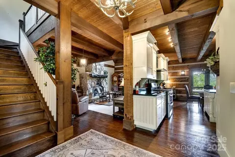 246 Fiddle And A Bow Ln, Sylva, NC 28779 photo 7