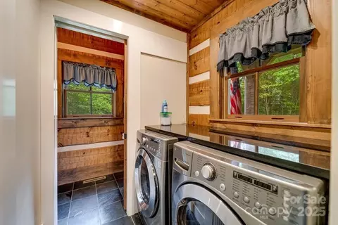 246 Fiddle And A Bow Ln, Sylva, NC 28779 photo 21
