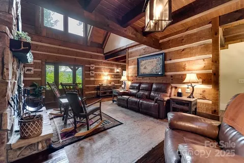 246 Fiddle And A Bow Ln, Sylva, NC 28779 photo 9