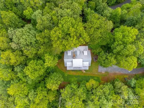 246 Fiddle And A Bow Ln, Sylva, NC 28779 photo 37