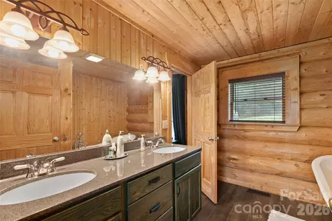 Bath - 352 Arbra Mountain Way, Bostic, NC 28018 photo 1 of 2