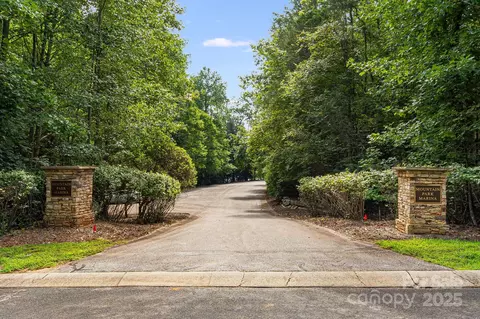 1140 Laurel Crest Ln, Mill Spring, NC 28756 photo 27