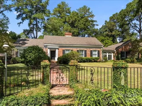 122 Lakeway Dr, Cheraw, SC 29520