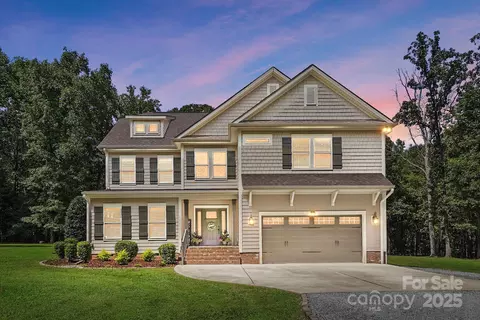 7219 Indian Trail Fairview Rd, Indian Trail, NC 28079
