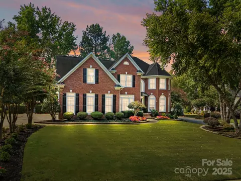 10406 Callicut Spring Ct, Huntersville, NC 28078