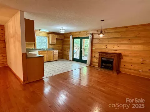 Living - 66 Ashlyn Ln, Tryon, NC 28782 photo 4 of 5