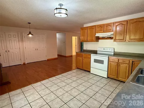 Kitchen - 66 Ashlyn Ln, Tryon, NC 28782 photo 4 of 4