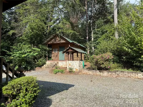Exterior - 66 Ashlyn Ln, Tryon, NC 28782 photo 6 of 13