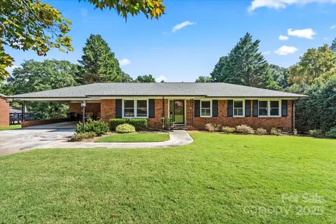 109 Horsley Ave, Belmont, NC 28012