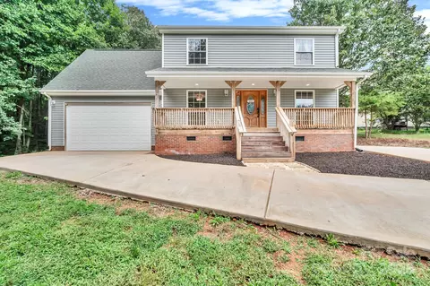 7575 Tanglewood Dr, Vale, NC 28168