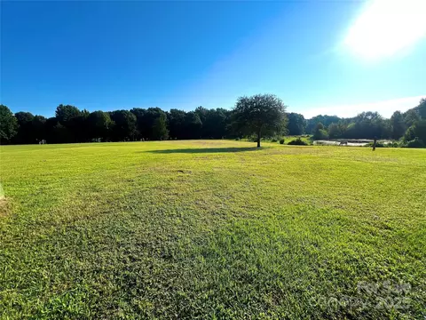 000 Sikes Mill Rd, Monroe, NC 28110