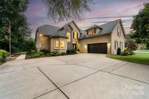 103 Turnerlair Ct, Mooresville, NC 28117