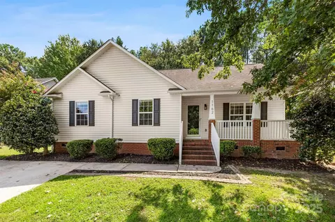 1162 Allison Bluff Trl, Rock Hill, SC 29732