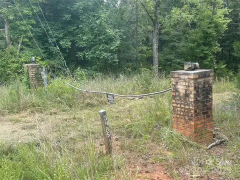 3485 Cedar Circle Rd, Lancaster, SC 29720 photo 2