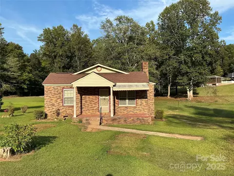 2641 Southside Rd, Lincolnton, NC 28092