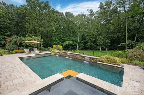 9723 Sedgefield Dr, Waxhaw, NC 28173
