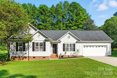 5412 Mallard Ln, Gastonia, NC 28052