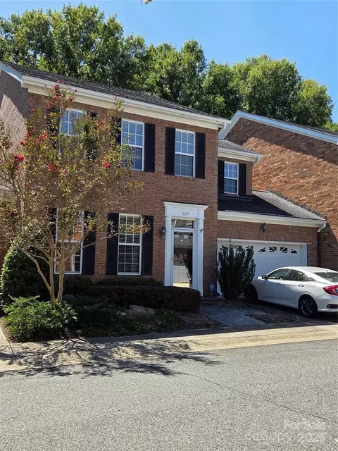 9177 Bonnie Briar Cir, Charlotte, NC 28277