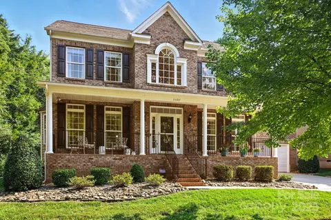 15107 Clover Berry Dr, Huntersville, NC 28078