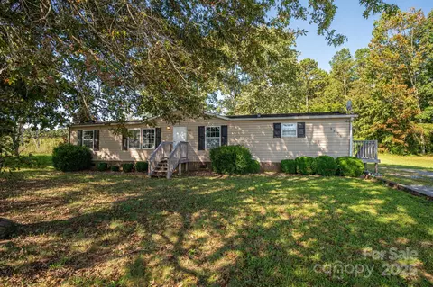3576 Warlicks Church Rd, Hildebran, NC 28637