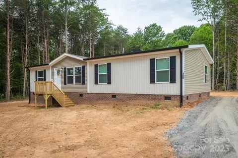 152 Patchwork Dr, Statesville, NC 28677