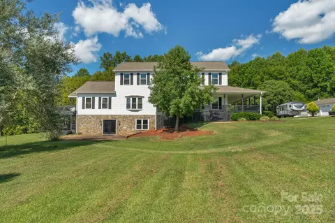 1259 Haywood Ct, Lincolnton, NC 28092
