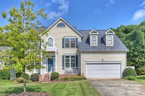 4711 Lone Tree Ct, Charlotte, NC 28269