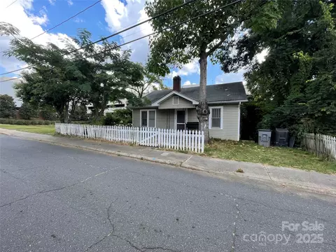 1608 Duckworth Ave, Charlotte, NC 28208
