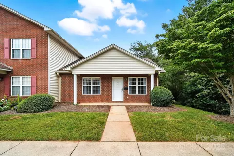 102 Brandywine Ne H6 Dr NE #H6, Conover, NC 28613