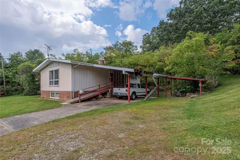 Exterior - 1701 Old Clyde Rd, Clyde, NC 28721 photo 2 of 2