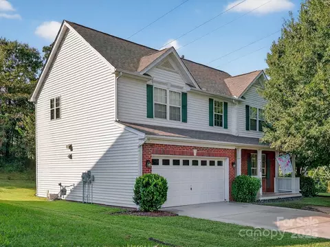 1020 Boxelder Ln, Charlotte, NC 28262