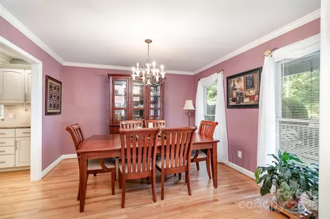 Dining - 4008 Pinecrest Ne Dr NE, Hickory, NC 28601 photo 1 of 1