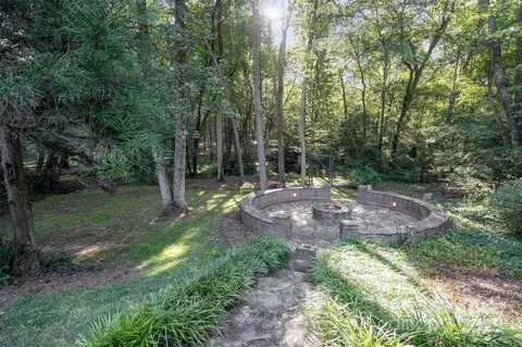 Exterior - 4008 Pinecrest Ne Dr NE, Hickory, NC 28601 photo 7 of 7