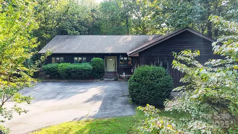 643 Mountain View 44 Dr #44, Columbus, NC 28722